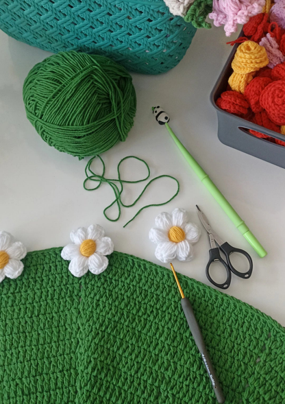 El Yapımı Puf Papatya Buket Battaniye