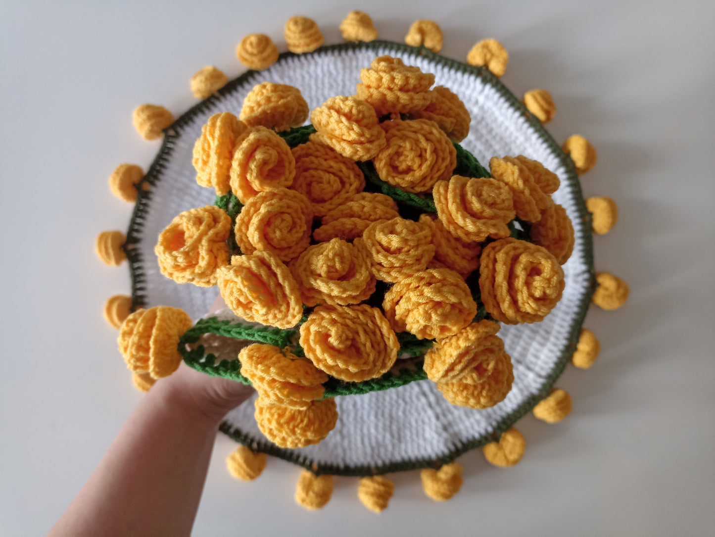 El Yapımı Gül Buket Battaniye