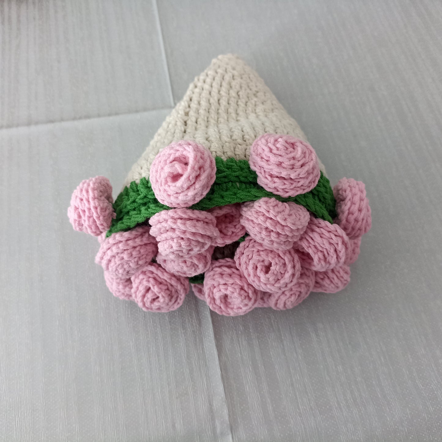 El Yapımı Gül Buket Battaniye