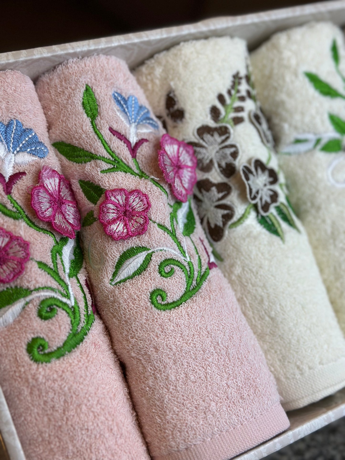 EL & Yüz Havlusu 3D Nakışlı